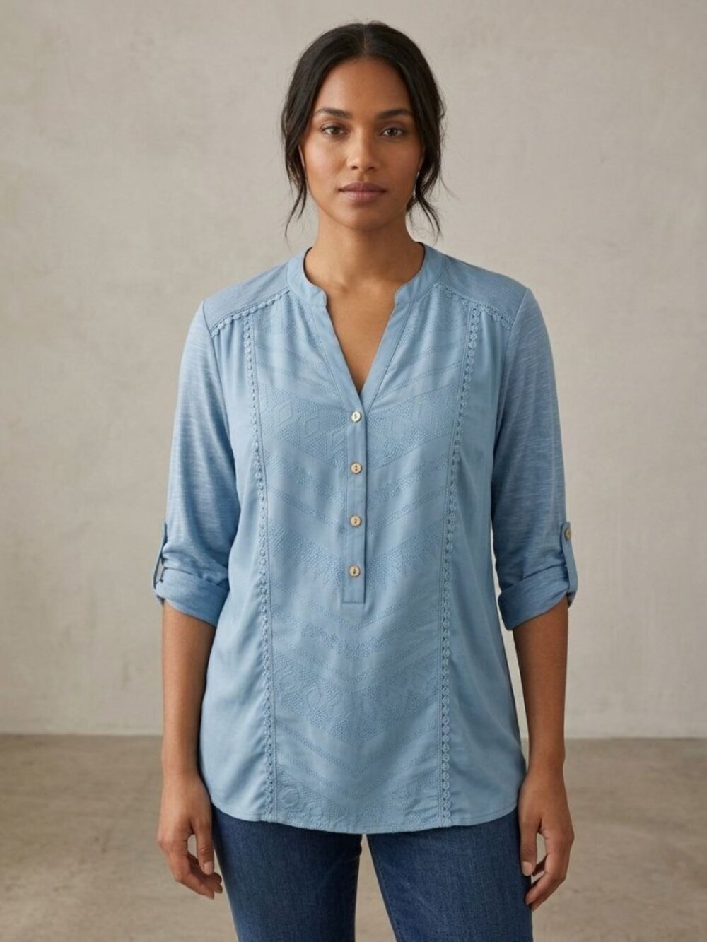 Democracy Blue Embroidered 3/4 Sleeve Button-Front Blouse S
